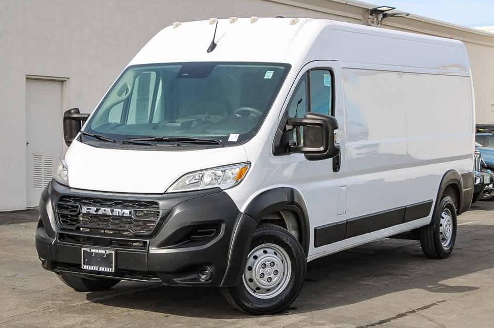 RAM PROMASTER 2500 2023 3C6LRVDG2PE577872 image